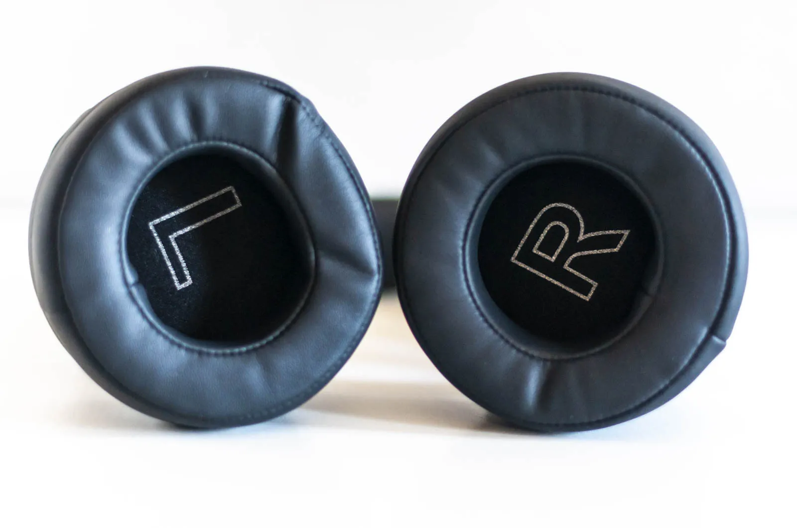 Recensione OneOdio Monitor 60, cuffie a filo ad alta risoluzione per lo studio (o per utenti esigenti) Recensione OneOdio Monitor 60, cuffie a filo ad alta risoluzione per lo studio (o per utenti esigenti)