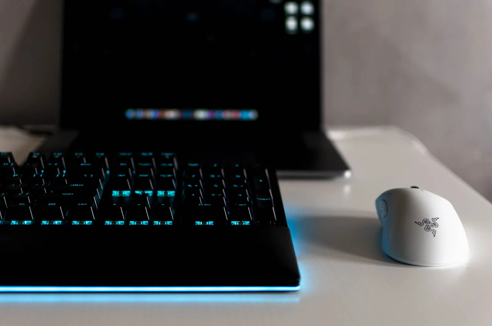 Recensione tastiera Razer Blackwidow V4 Pro, l’elite di Razer non è per tutti, ma un privilegio per pochi Recensione tastiera Razer Blackwidow V4 Pro, l’elite di Razer non è per tutti, ma un privilegio per pochi