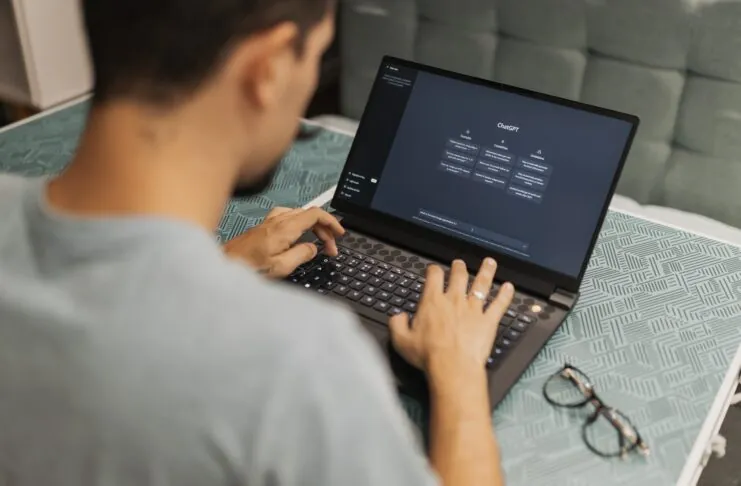 Dopo il ban a ChatGPT pronta la task force per controllarlo
