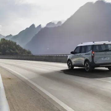 Ford ha presentato E-Tourneo Courier 100% elettrico