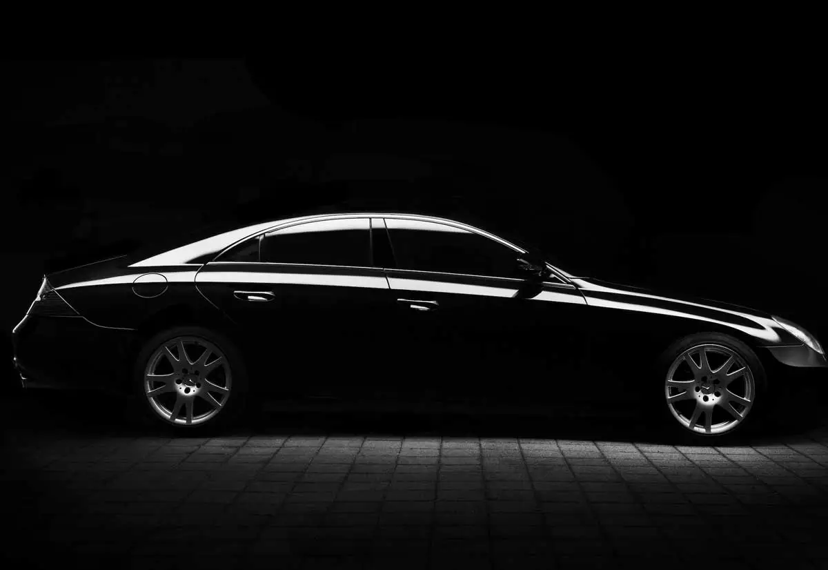 Apple Car, altro dipendente di Cupertino accusato del furto di segreti commerciali Apple Car, altro dipendente di Cupertino accusato del furto di segreti commerciali