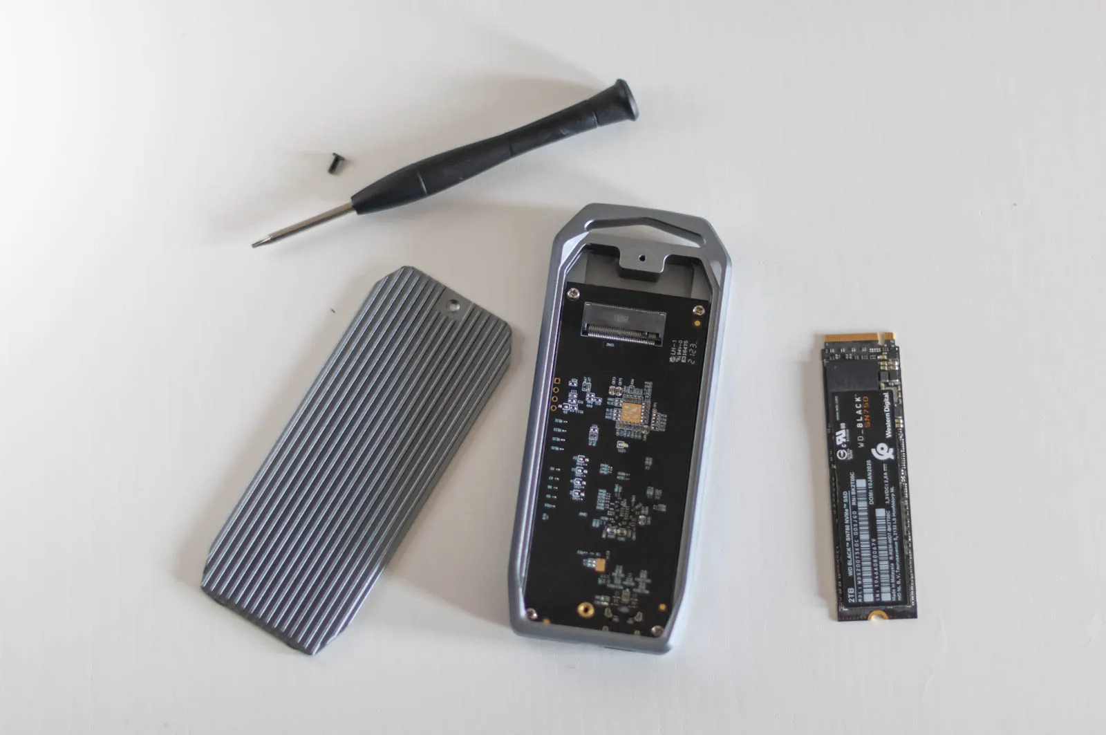 Recensione Orico USB-4 NVMe, case SSD M.2 piccolo e veloce comodo da trasportare Recensione Orico USB-4 NVMe, case SSD M.2 piccolo e veloce comodo da trasportare