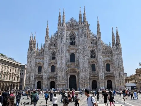 Il nuovo Google Pixel 7a è il mid-range da non farsi scappare: recensione