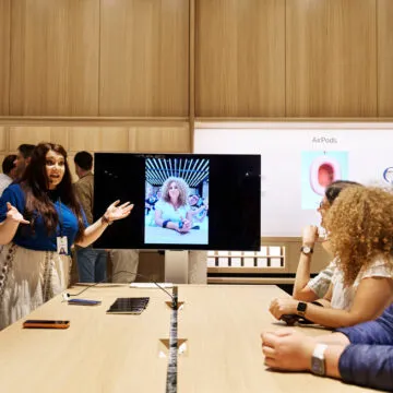 Apple Store, le foto dell'apertura nella storica Battersea Power Station di Londra