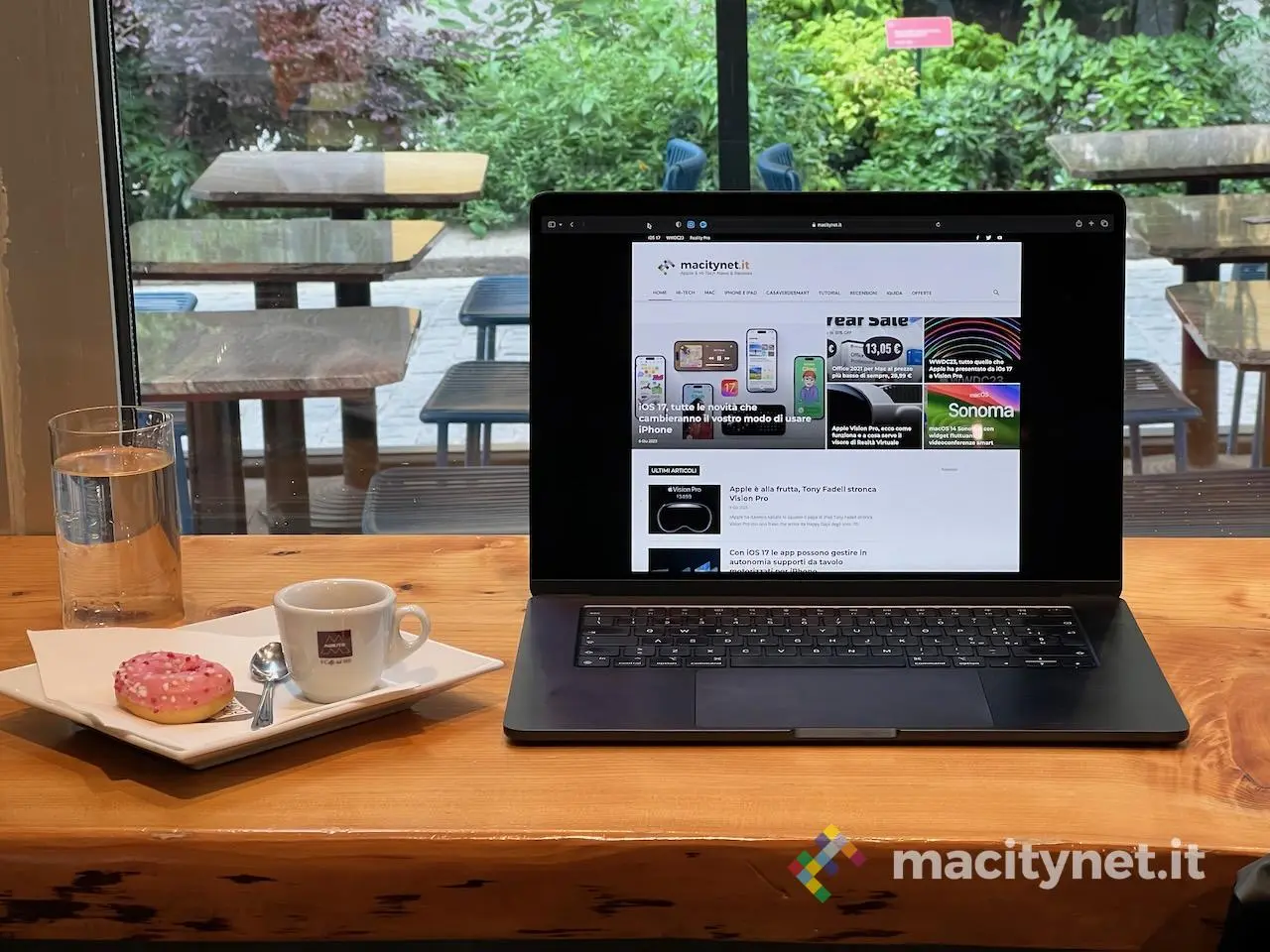 MacBook air 15 m2 2023 foto dini 2 MacBook air 15 m2 2023 foto dini 2