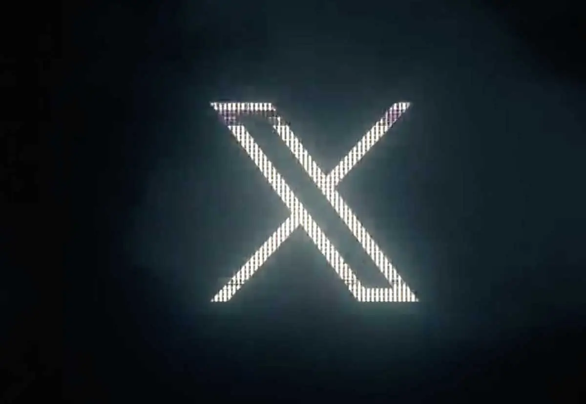 Elon Musk vuole cambiare nome a Twitter