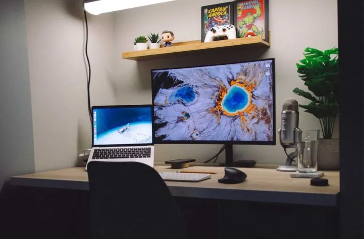 Come duplicare lo schermo del Mac su un display esterno usando una scorciatoia di tastiera
