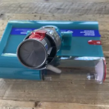 Dyson Submarine: ora il Dyson lava anche il pavimento