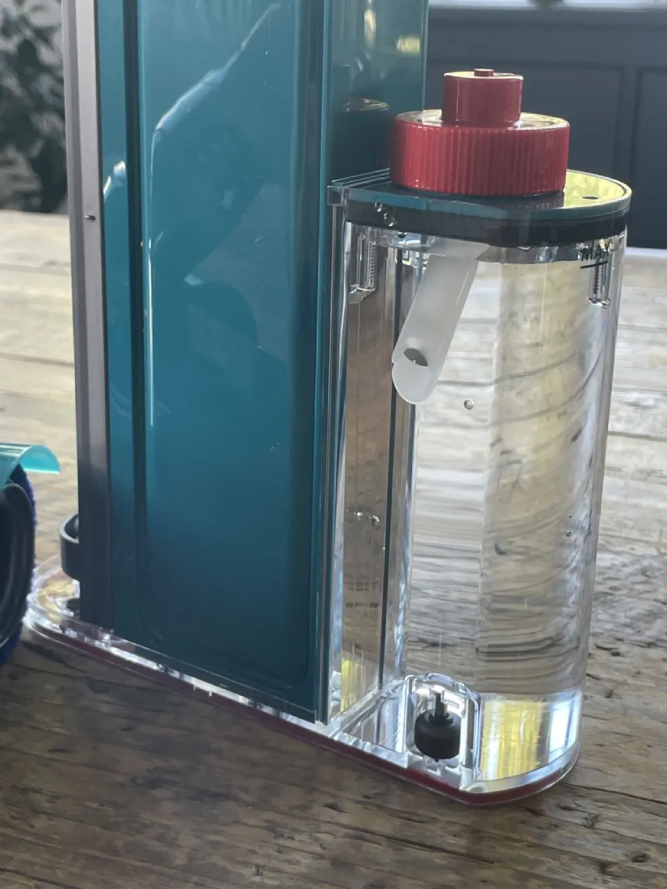 Dyson Submarine: ora il Dyson lava anche il pavimento Dyson Submarine: ora il Dyson lava anche il pavimento