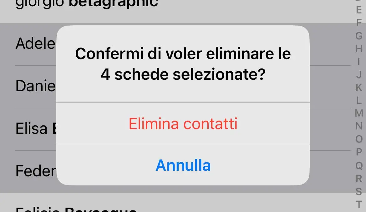 Come cancellare più elementi contemporanemente dai Contatti di iPhone Come cancellare più elementi contemporanemente dai Contatti di iPhone