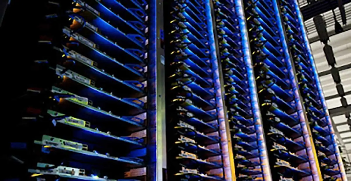 Le IA tutte assetate d'acqua per raffreddare i server nei data center Le IA tutte assetate d'acqua per raffreddare i server nei data center