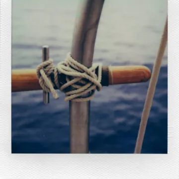 Polaroid I-2 l’istantanea torna con messa a fuoco automatica e controlli manuali