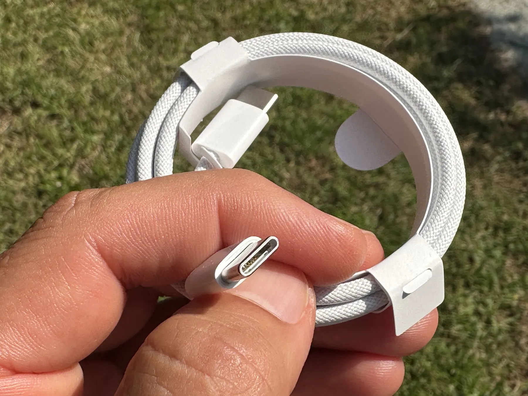 Recensione iPhone 15 Pro e iPhone 15 Pro Max, il migliore per forza Recensione iPhone 15 Pro e iPhone 15 Pro Max, il migliore per forza