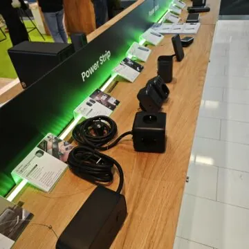 Ugreen GaN Nexode da 100 W, super carica e Magsafe compattissimi