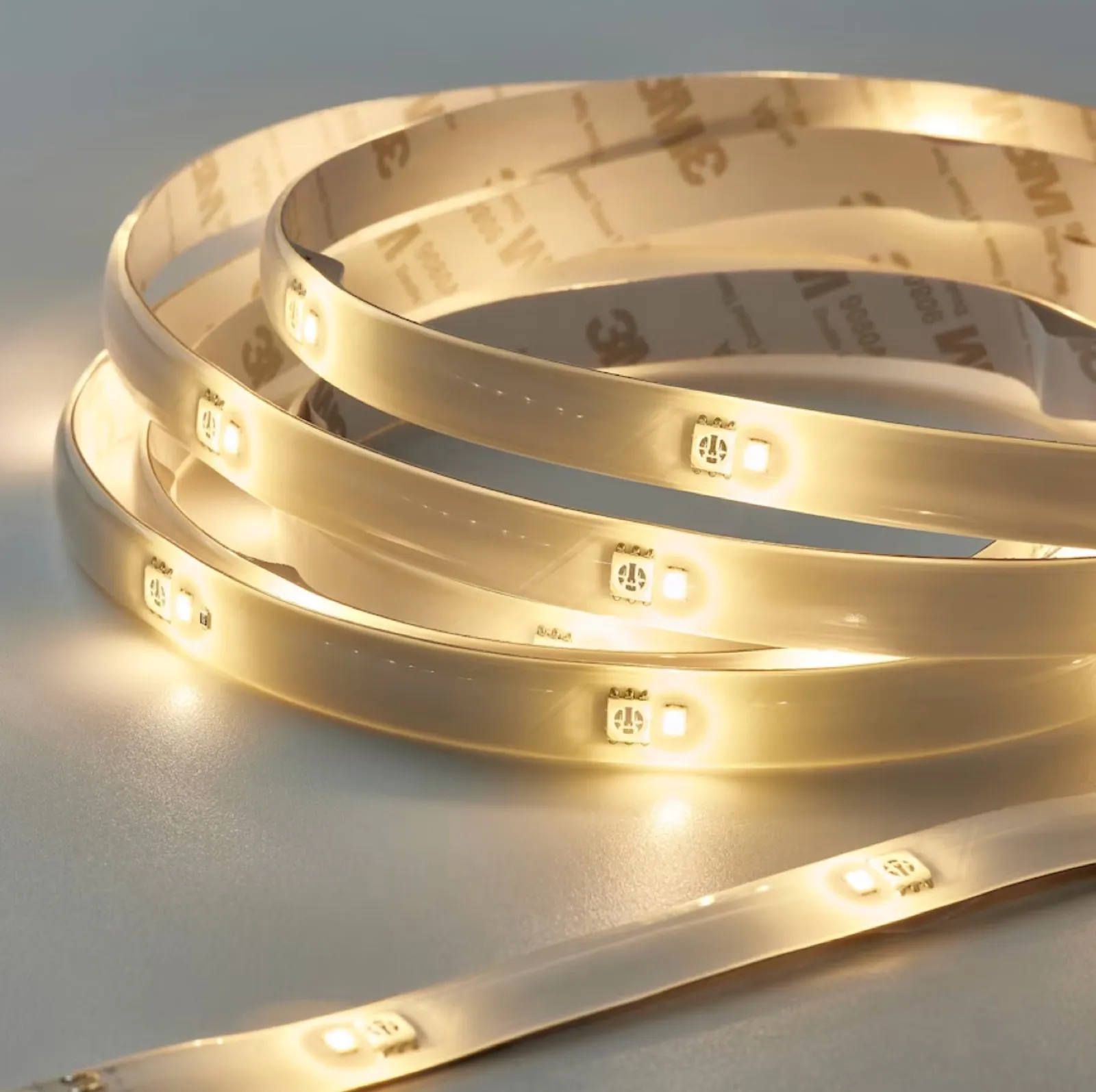 IKEA lancia la sua prima striscia LED smart IKEA lancia la sua prima striscia LED smart