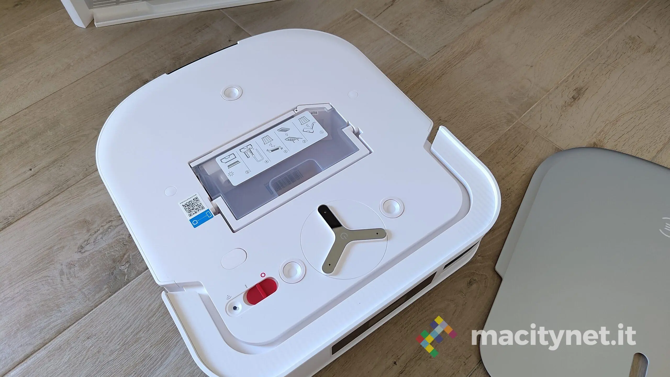 Recensione Ecovacs Deebot X2 Omni, il robot per la pulizia completa in casa Recensione Ecovacs Deebot X2 Omni, il robot per la pulizia completa in casa