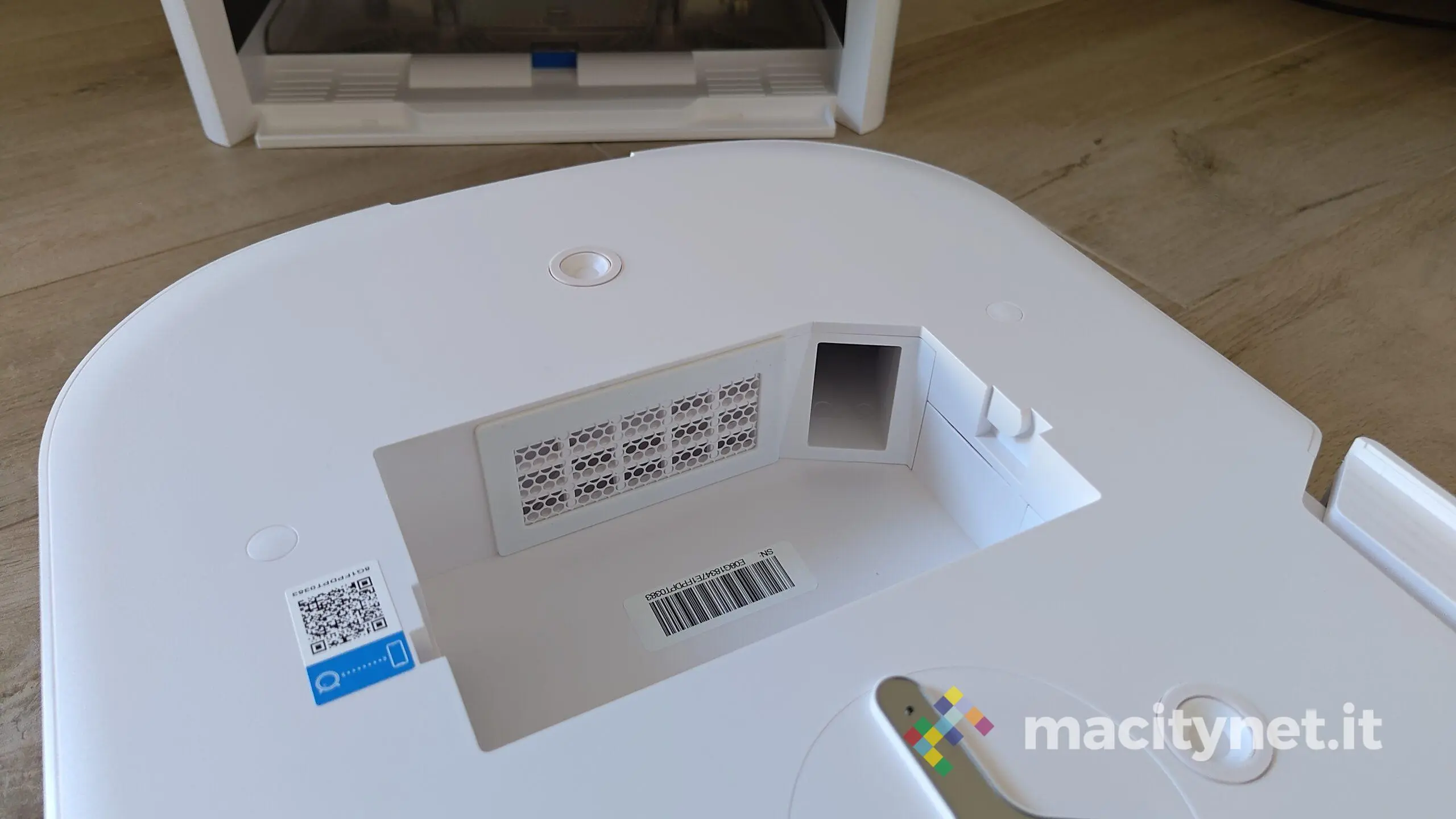 Recensione Ecovacs Deebot X2 Omni, il robot per la pulizia completa in casa Recensione Ecovacs Deebot X2 Omni, il robot per la pulizia completa in casa