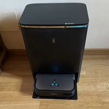 Recensione Ecovacs Deebot X2 Omni, il robot per la pulizia completa in casa