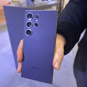 Samsung S24 si svela con tutte le sue capacità AI