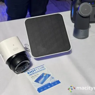 Eufy Cam S330 taglia i fili con 4G e pannello solare a MWC24