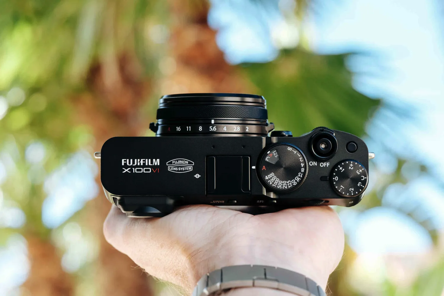 Fujifilm annuncia la nuova X100VI con sorpresa Fujifilm annuncia la nuova X100VI con sorpresa