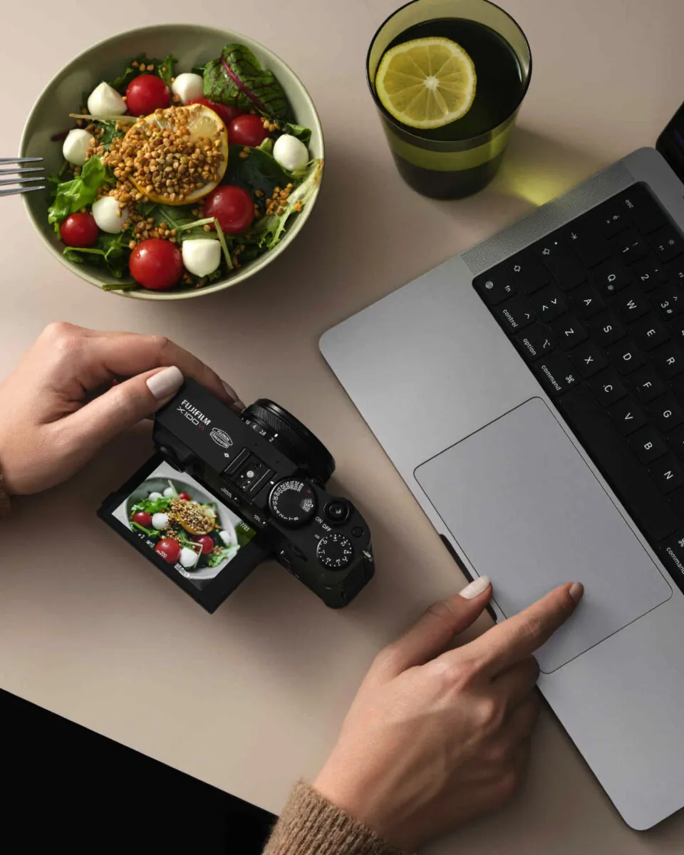 Fujifilm annuncia la nuova X100VI con sorpresa Fujifilm annuncia la nuova X100VI con sorpresa