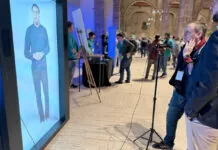 Holobox porta gli ologrammi tra di noi a MWC24 Visto a MWC24, il display 3D olografico Holobox