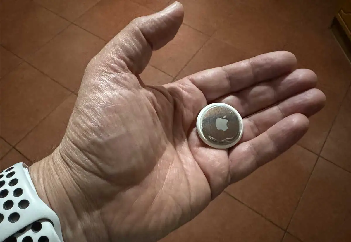 Da Apple e Google gli avvisi di tracciamento indesiderato su iOS e Android Da Apple e Google gli avvisi di tracciamento indesiderato su iOS e Android