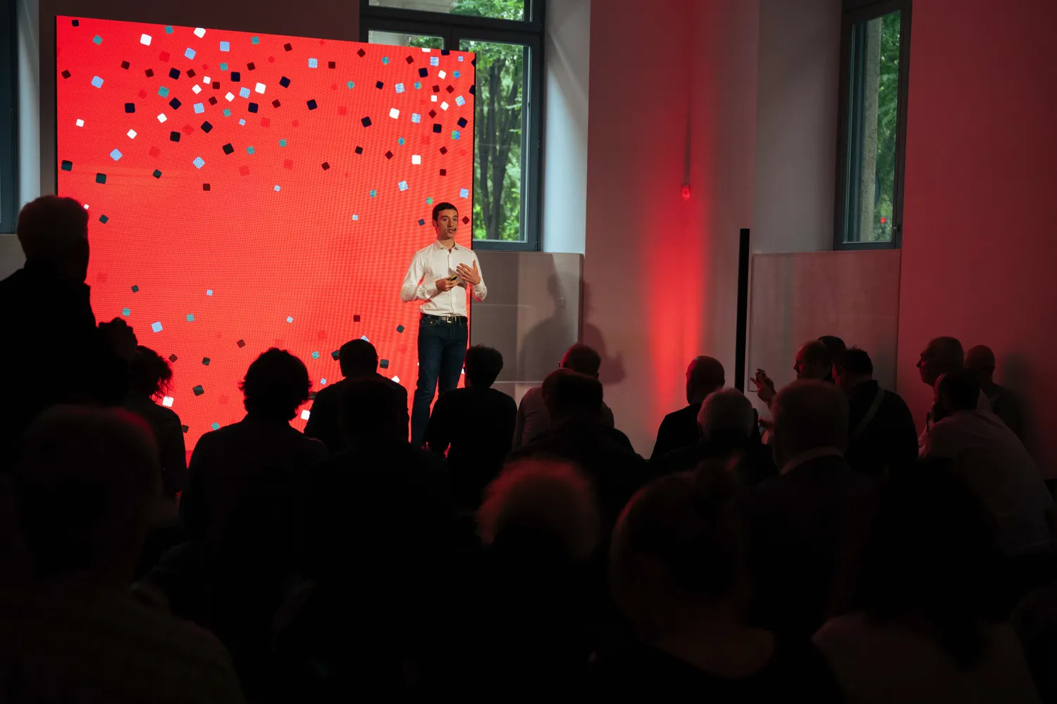 Iliad celebra sei anni in Italia con sei piani e offerte super Iliad celebra sei anni in Italia con sei piani e offerte super