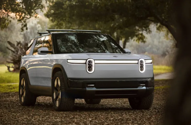 Apple torna in auto forse collaborando con Rivian