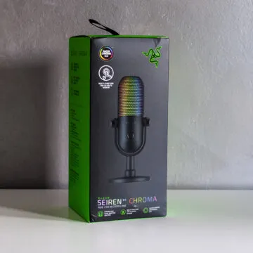 Recensione Razer Seiren V3 Chroma, straordinario microfono da streaming per chi gioca e non solo