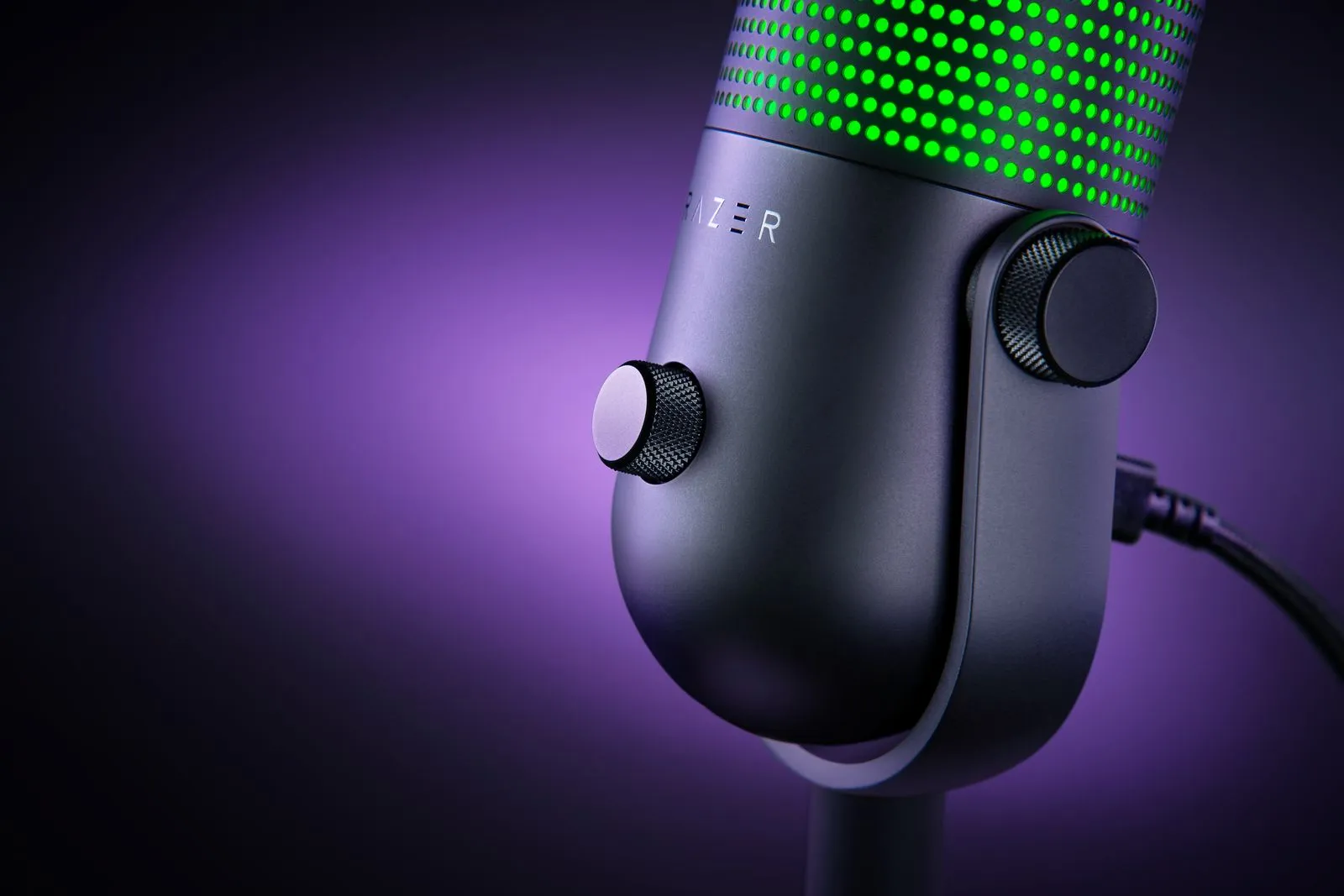 Recensione Razer Seiren V3 Chroma, straordinario microfono da streaming per chi gioca e non solo Recensione Razer Seiren V3 Chroma, straordinario microfono da streaming per chi gioca e non solo