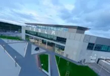 Tesla e Volkswagen, i volti opposti dell’auto elettrica Elon Musk e Tesla lavorano al Master Plan 4