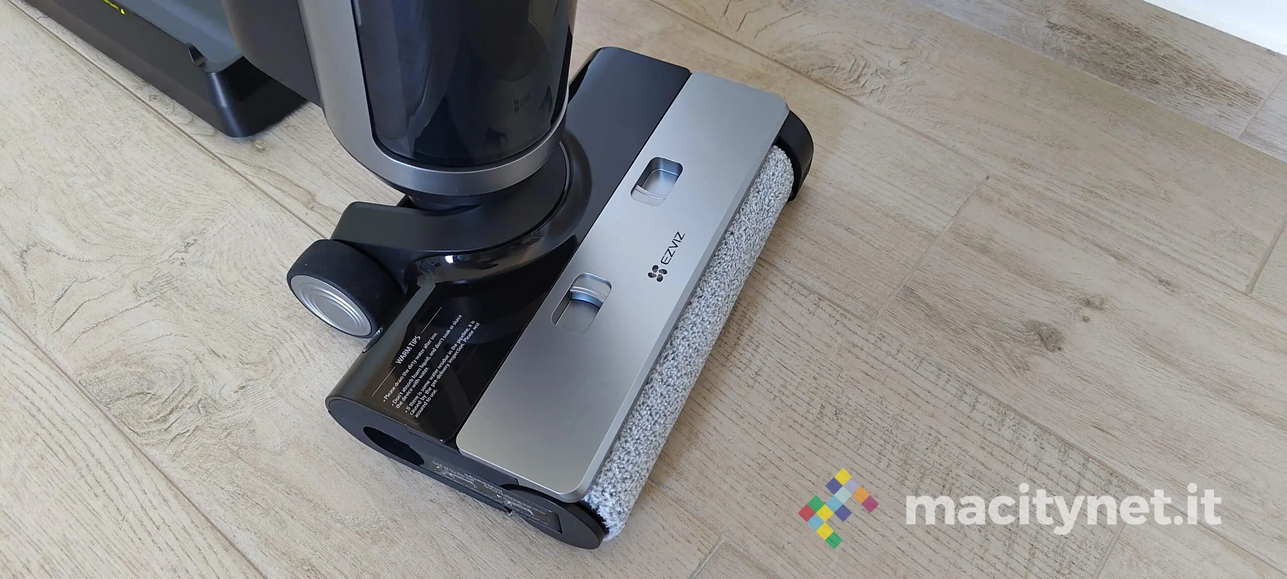 EZVIZ RH2, in prova l’aspirapolvere smart lava e asciuga senza fili EZVIZ RH2, in prova l’aspirapolvere smart lava e asciuga senza fili