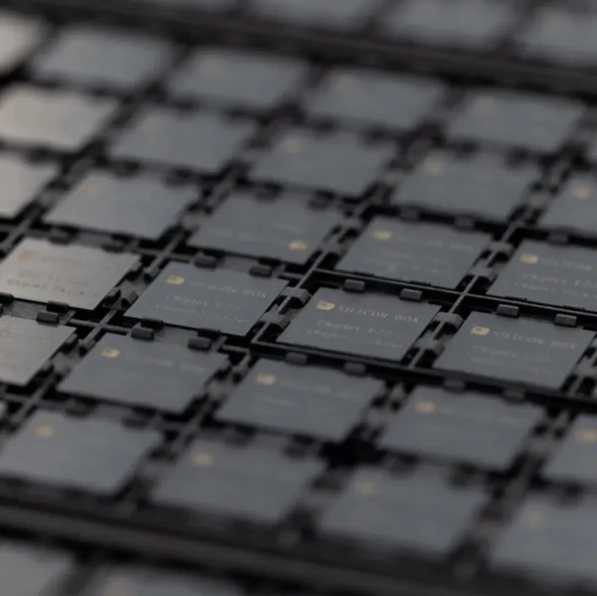 Silicon Box sbarca in Italia, 3,2 miliardi per accendere il fuoco dell'industria dei semiconduttori