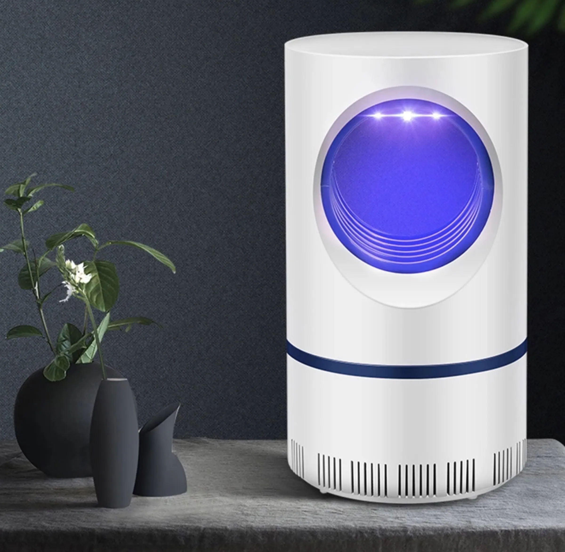 Prevenire è meglio che "grattare": solo 5 € la lampada anti-zanzare Prevenire è meglio che "grattare": solo 5 € la lampada anti-zanzare