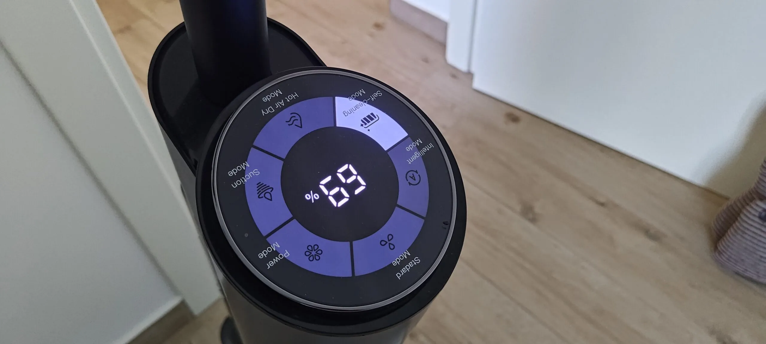 EZVIZ RH2, in prova l’aspirapolvere smart lava e asciuga senza fili EZVIZ RH2, in prova l’aspirapolvere smart lava e asciuga senza fili