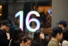 iPhone 16, AirPods 4 e Apple Watch 10 disponibili nei negozi nel mondo iPhone 16, AirPods 4 e Apple Watch 10 arrivano nei negozi nel mondo