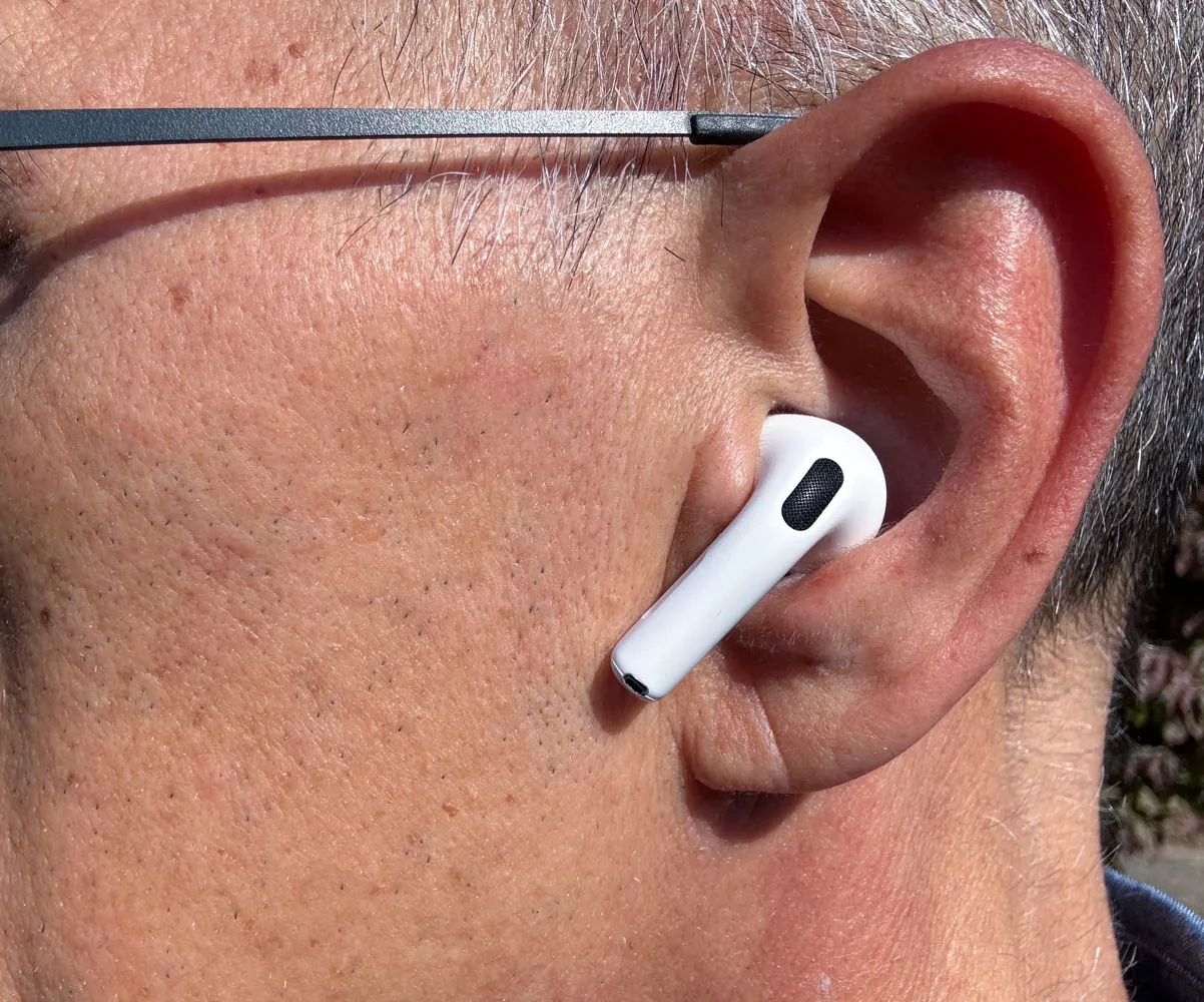 Recensione Airpods 4, le due facce del vecchio che è anche nuovo Recensione Airpods 4, le due facce del vecchio che è anche nuovo