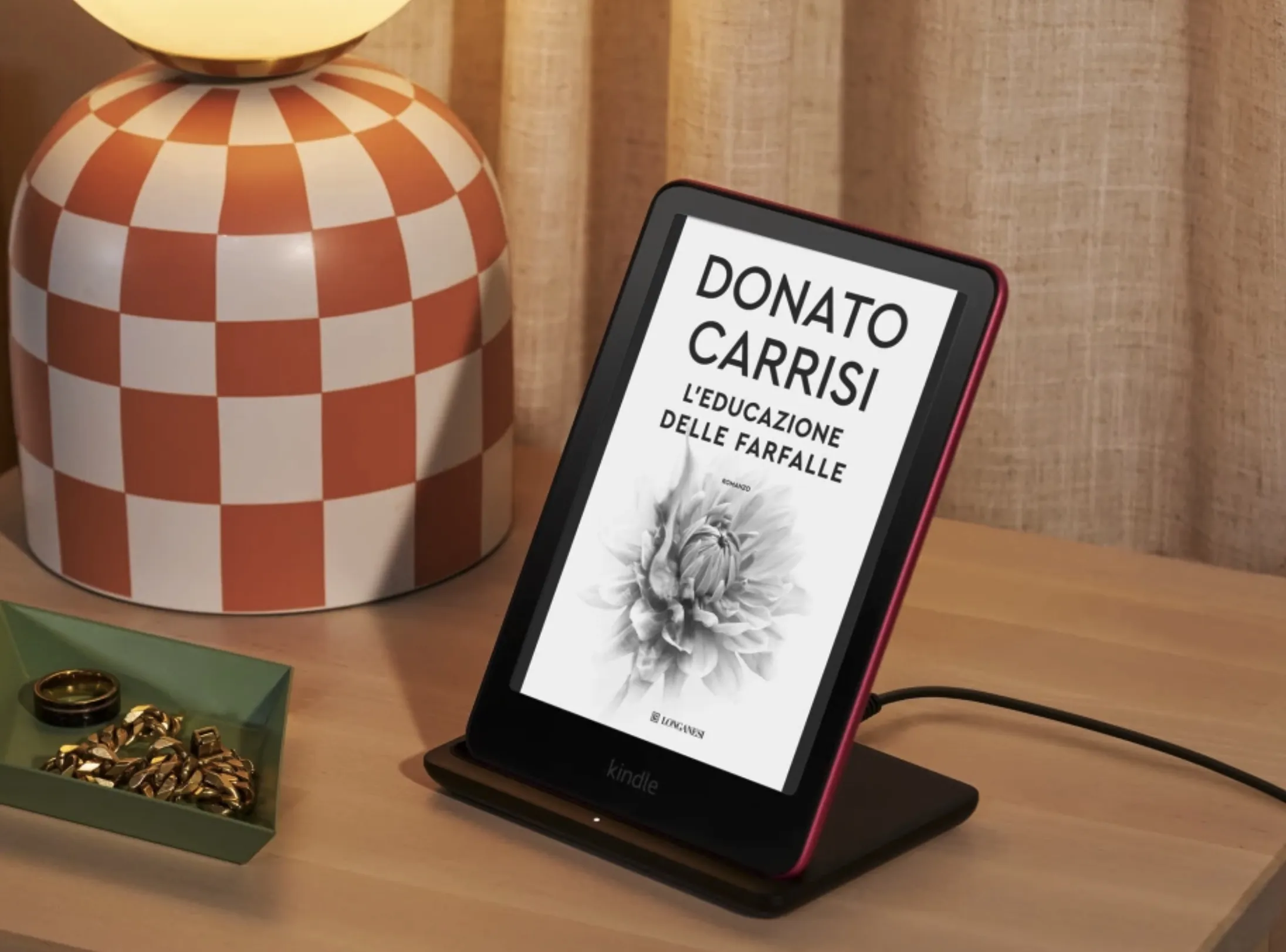 Amazon tinge di colori il Kindle con Colorsoft Amazon tinge di colori il Kindle con Colorsoft