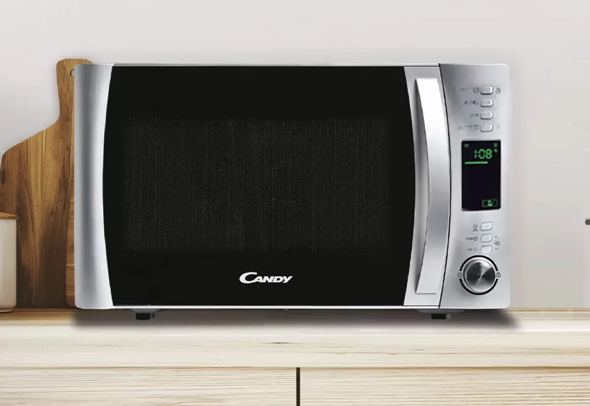 Sconti d'autunno, Microonde Candy con grill, solo 69,99 € in offerta speciale Sconti d'autunno, Microonde Candy con grill, solo 69,99 € in offerta speciale