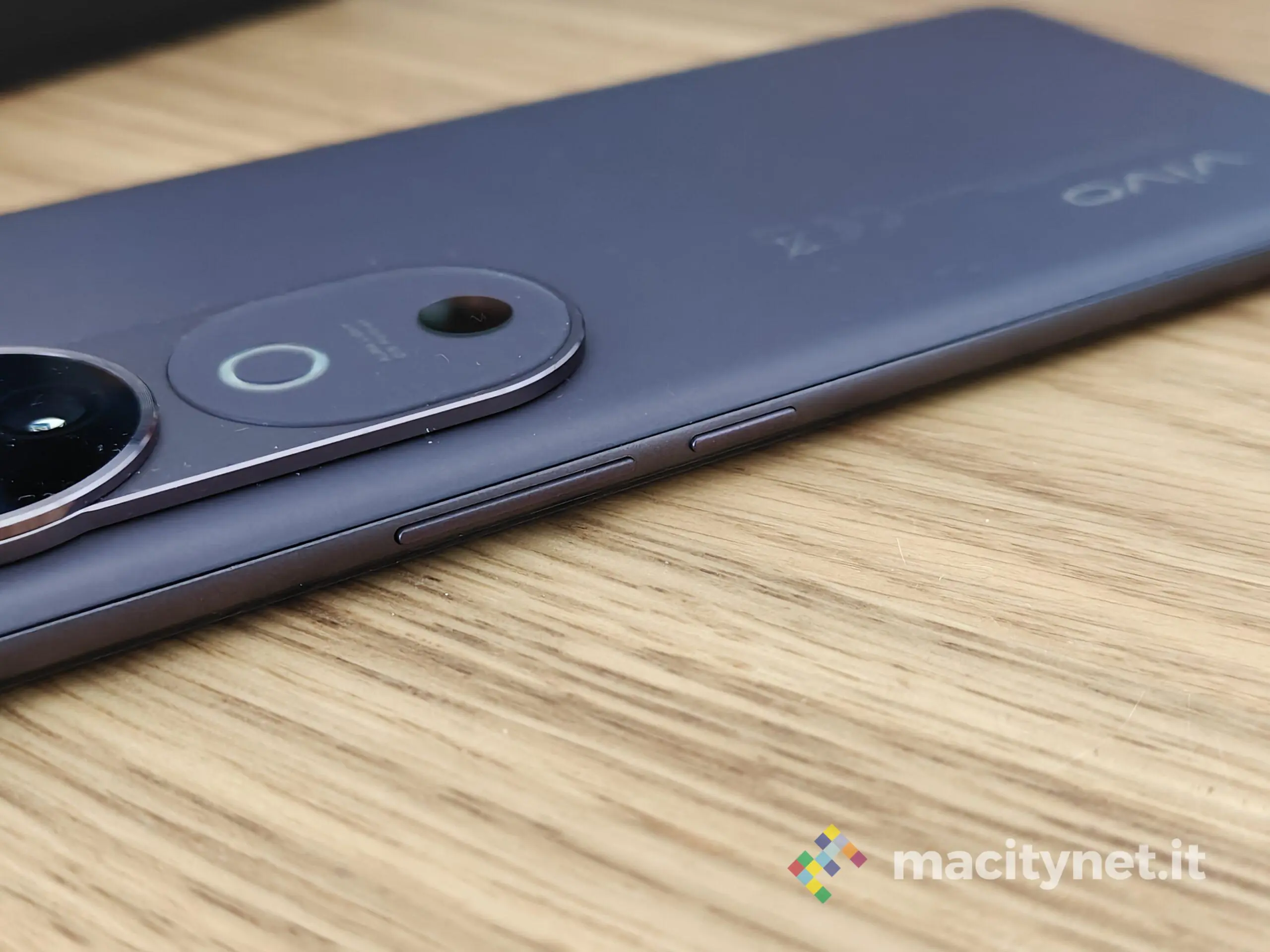 Vivo V40 5G - macitynet.it Vivo V40 5G - macitynet.it