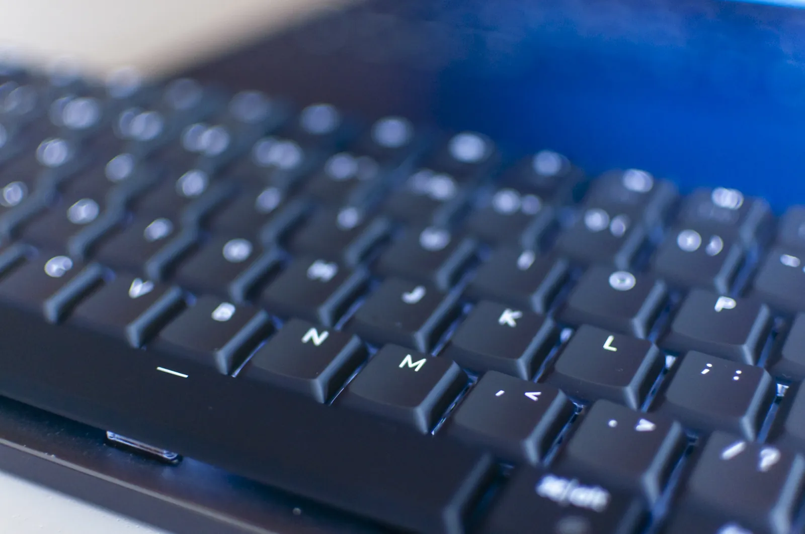 Recensione tastiera Logitech MX Mechanical Keyboard, la meccanica per l'ufficio - macitynet.it Recensione tastiera Logitech MX Mechanical Keyboard, la meccanica per l'ufficio - macitynet.it