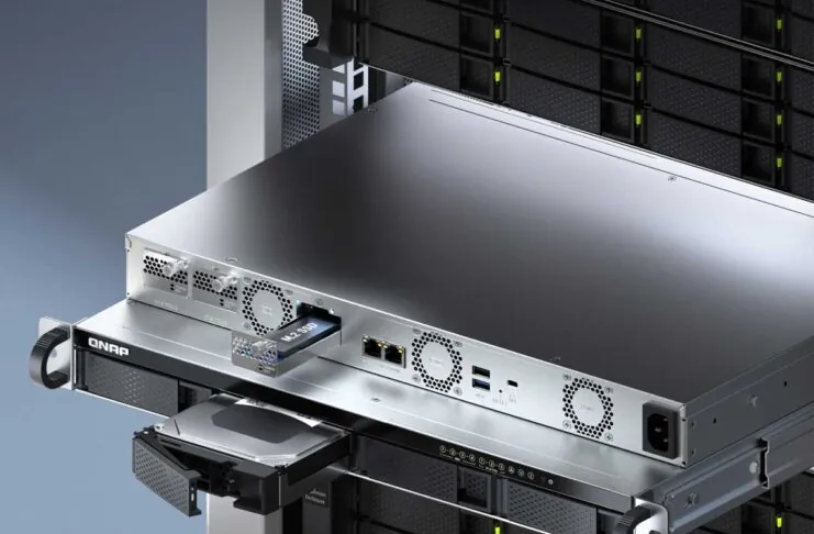 QNAP TS-h765eU è un NAS a 4 bay per ambienti con spazio limitato - macitynet.it