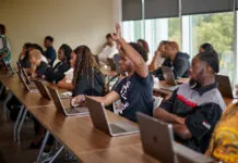 Nonostante Trump Apple sostiene inclusione e diversità in azienda Anche gli azionisti rifiutano la proposta di ridurre la diversità all'interno di Apple - macitynet.it