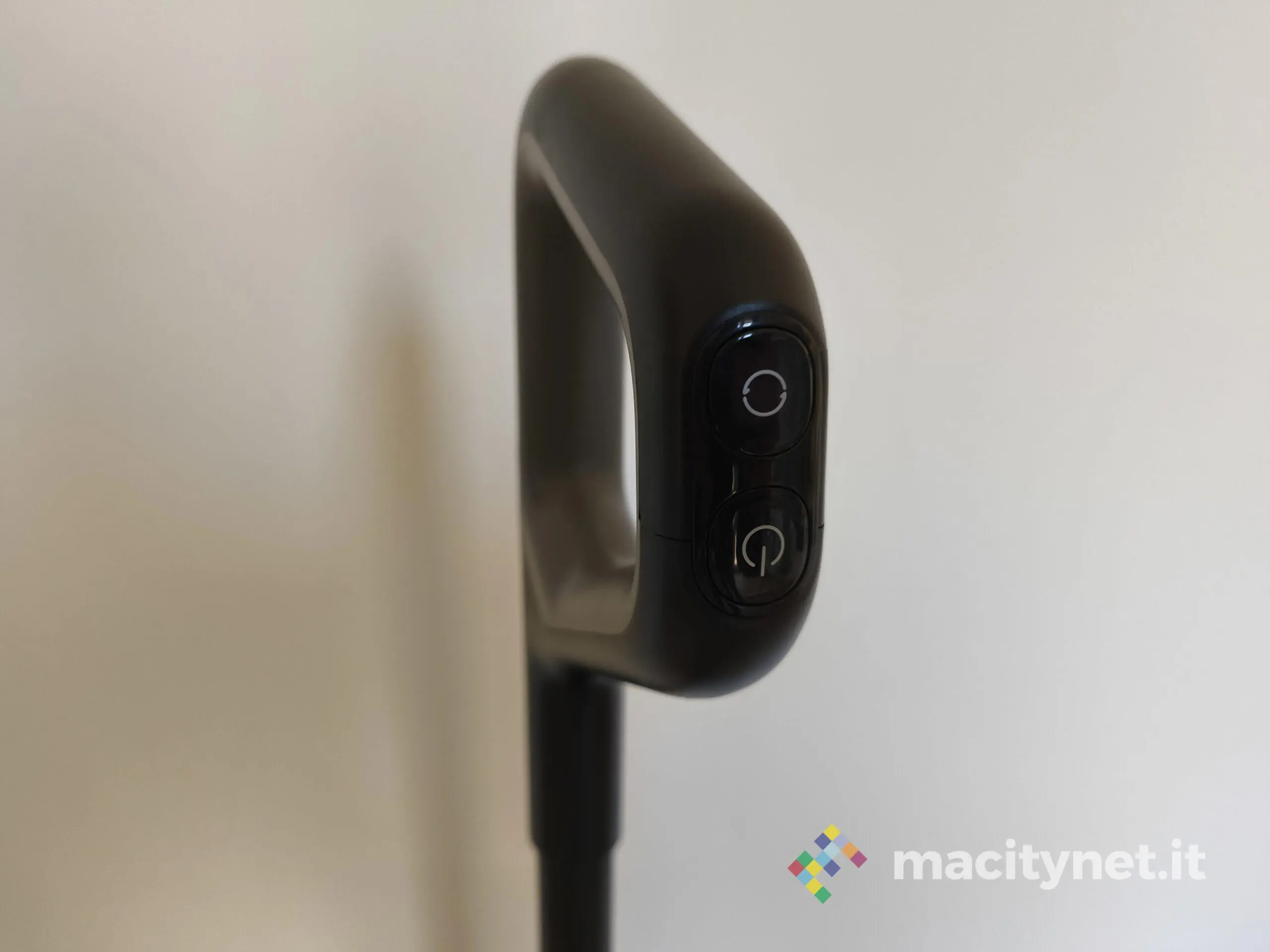 Dreame H15 Pro, in prova la lavapavimenti con raschietto automatico - macitynet.it