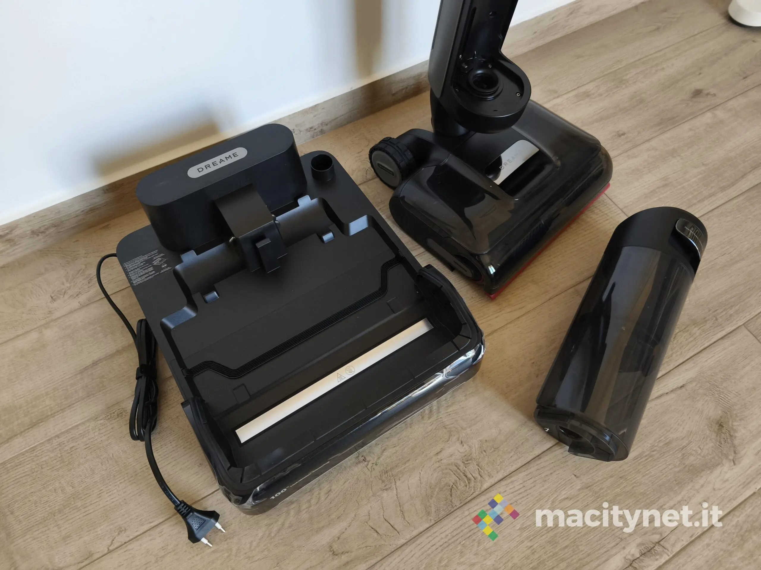 Dreame H15 Pro, in prova la lavapavimenti con raschietto automatico - macitynet.it