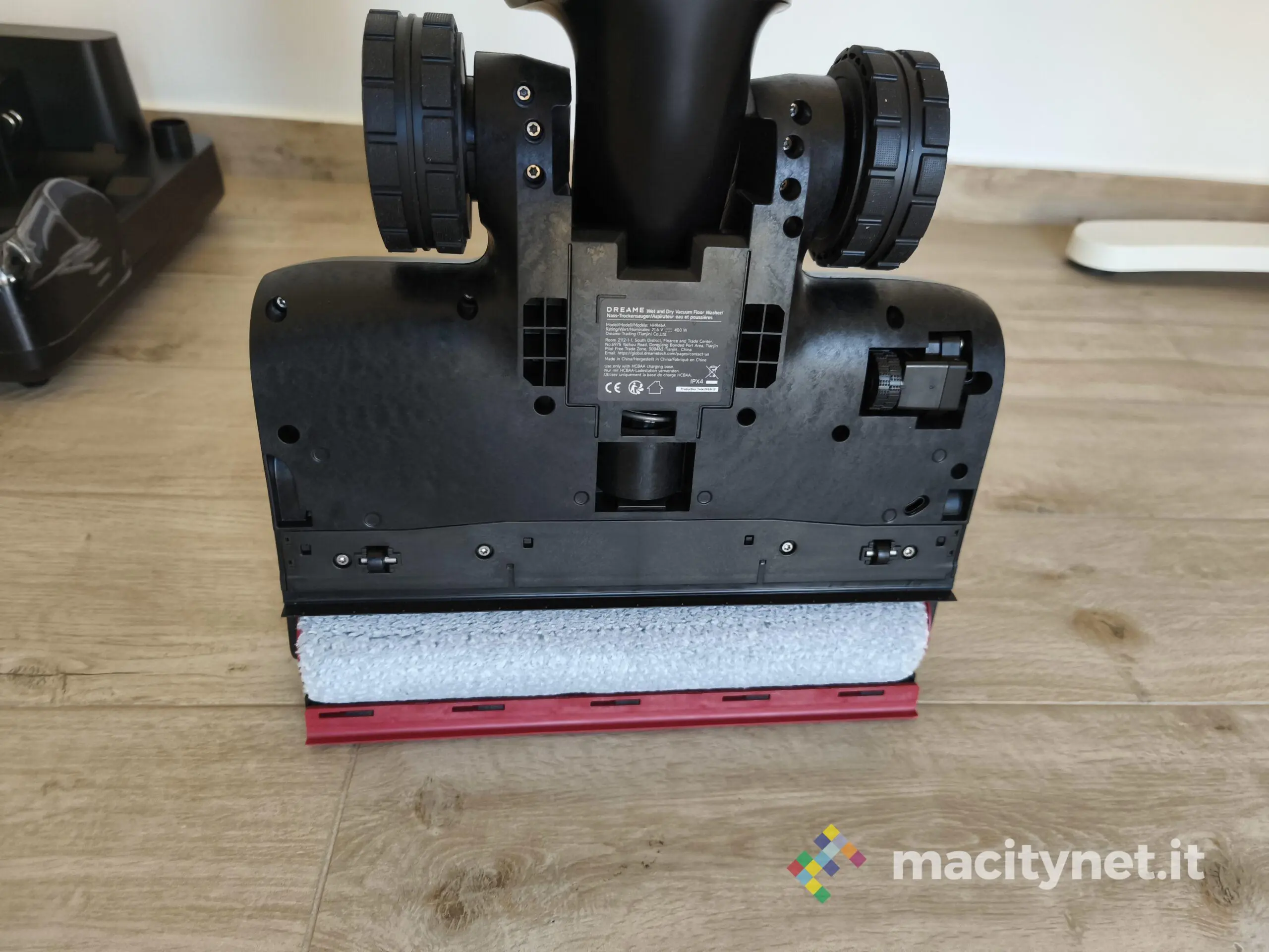 Dreame H15 Pro, in prova la lavapavimenti con raschietto automatico - macitynet.it