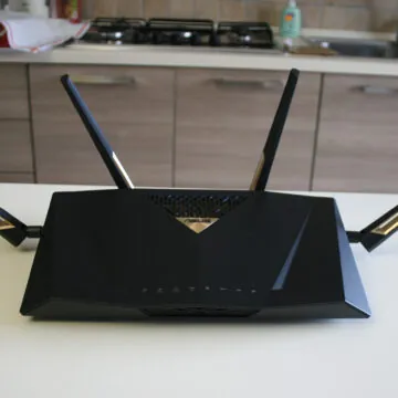 Recensione Asus RT-BE88U e Asus RT-BE86U, i router per chi non vuole compromessi - macitynet.it