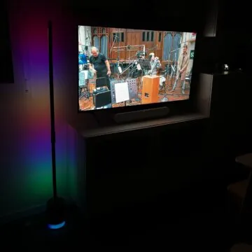 Recensione Govee Floor Lamp 2, un mare di luce e di colori anche con Matter - macitynet.it